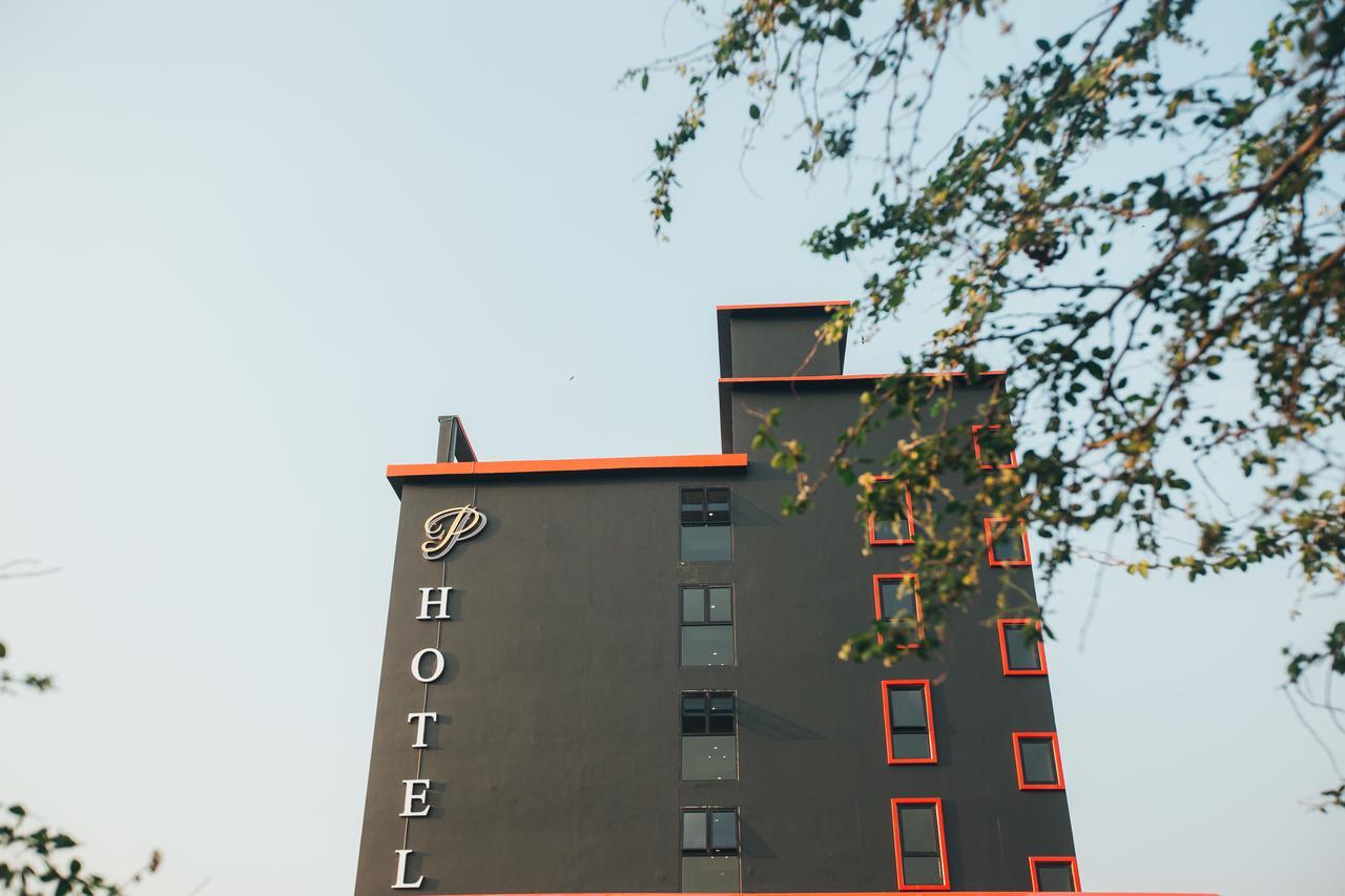 Pp@Hotel Rangsit Патхумтхани Экстерьер фото